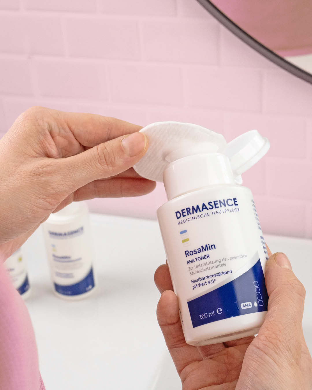 Dermasence RosaMin AHA toner